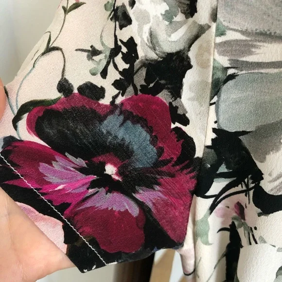 Amour Vert Silk Floral wrap Dress - Picture 3 of 5